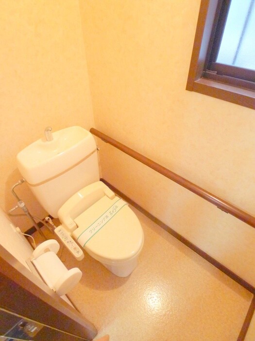 物件内観写真11　(トイレ)