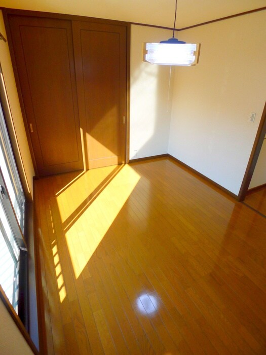 物件内観写真12　(居室)