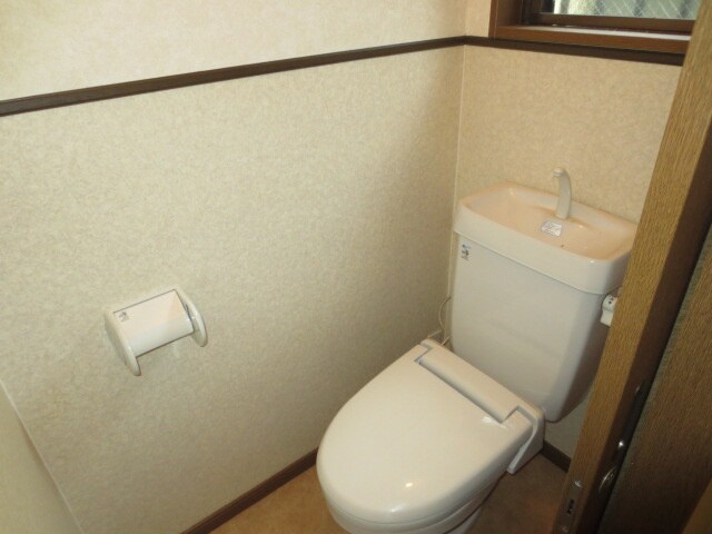 物件内観写真13　(トイレ)