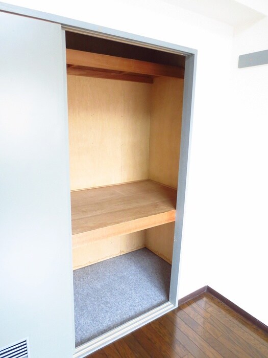 物件内観写真13　(収納)