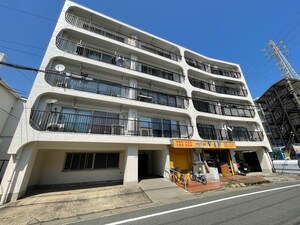 ネオコーポ行徳（303）外観写真