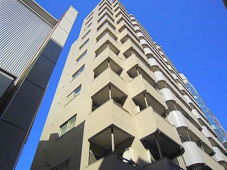 上馬マンション（303）外観写真