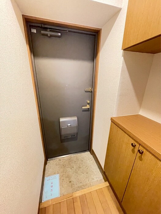 物件内観写真15　(玄関)