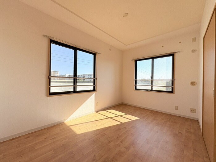 物件内観写真10　(内観写真)