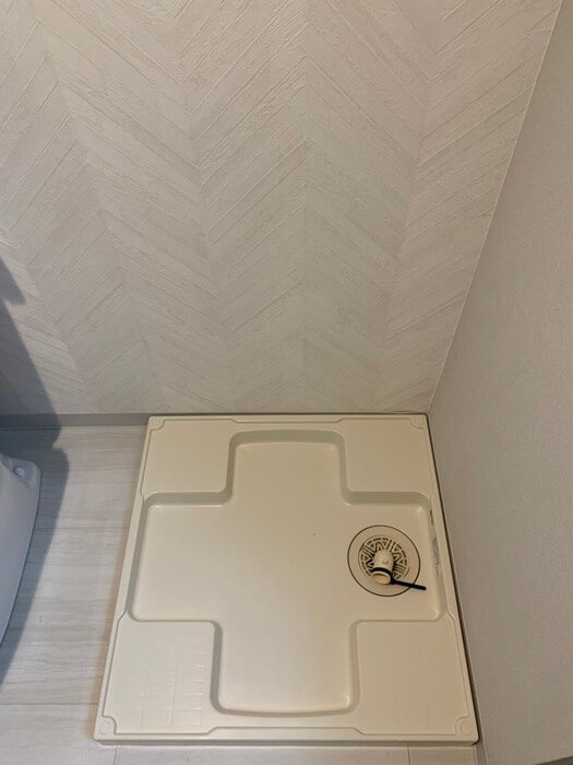 物件内観写真14　(洗濯機置場)