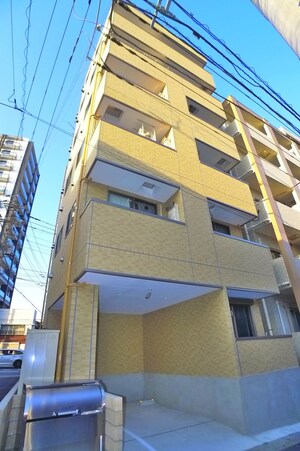 PAUOLE外観写真