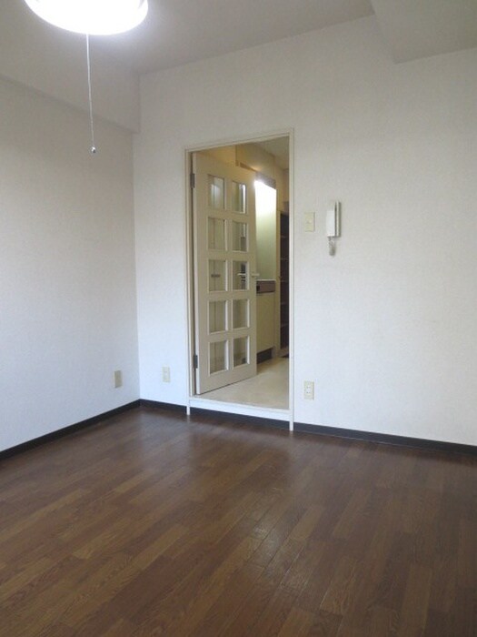 物件内観写真5　(居室)