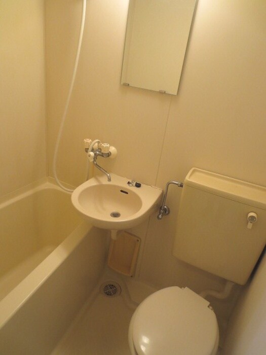 物件内観写真9　(トイレ)