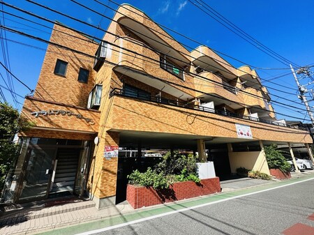 プラムフラワーガーデン外観写真