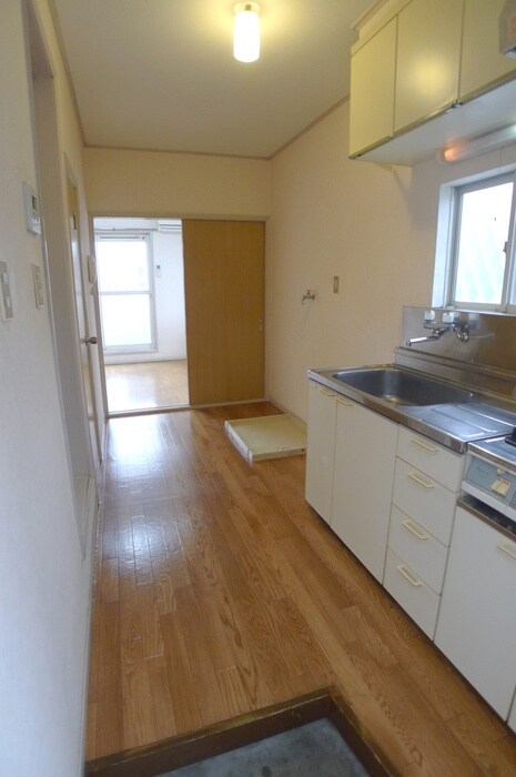 物件内観写真12　(廊下)