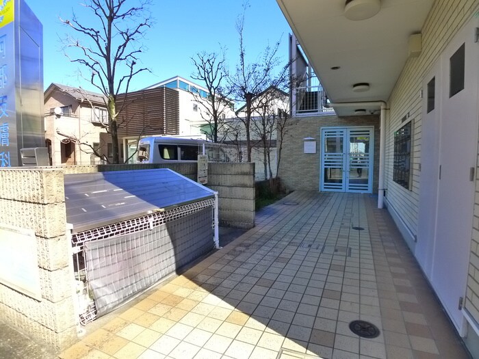 物件外観写真4　(建物設備)