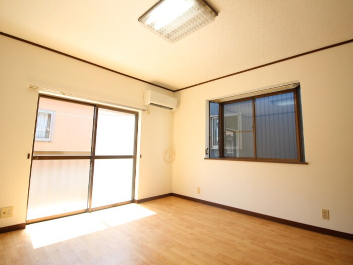 物件内観写真5　(居室)