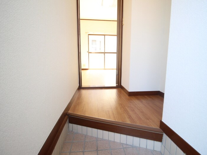 物件内観写真14　(廊下)