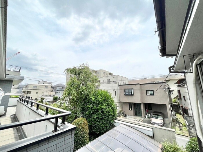 物件内観写真13　(室内からの展望)