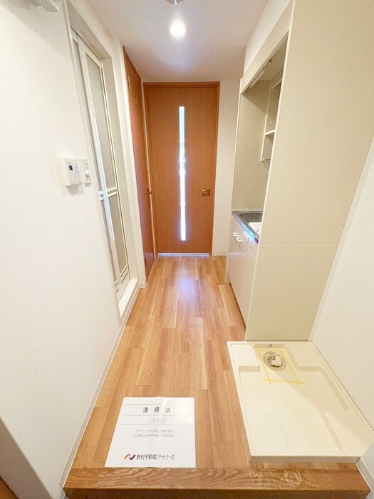 物件内観写真19　(廊下)