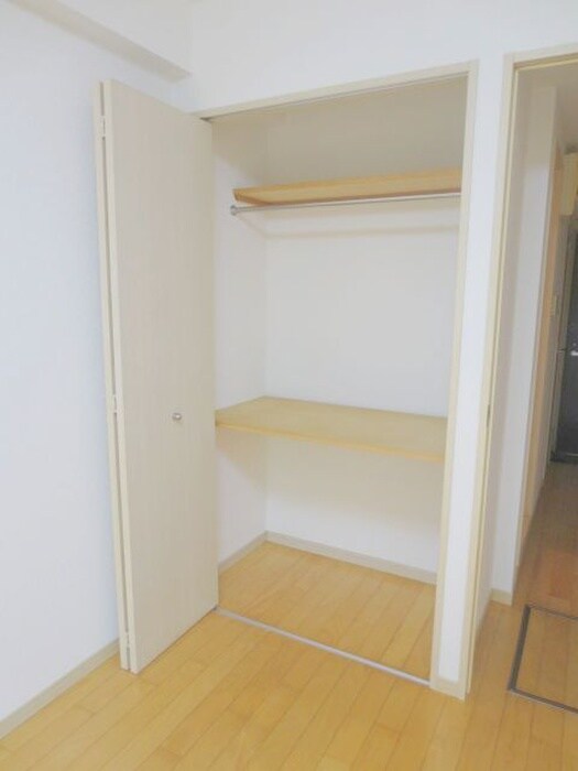 物件内観写真10　(収納)