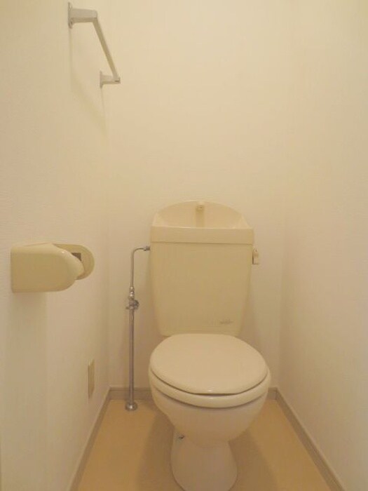 物件内観写真15　(トイレ)