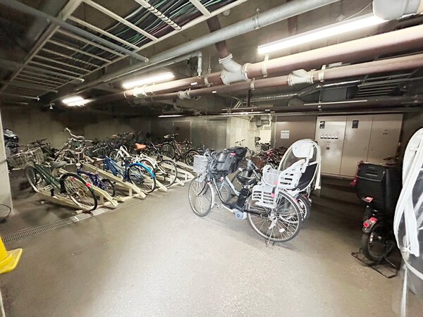 駐輪場