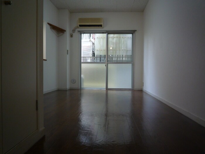 物件内観写真5　(居室)