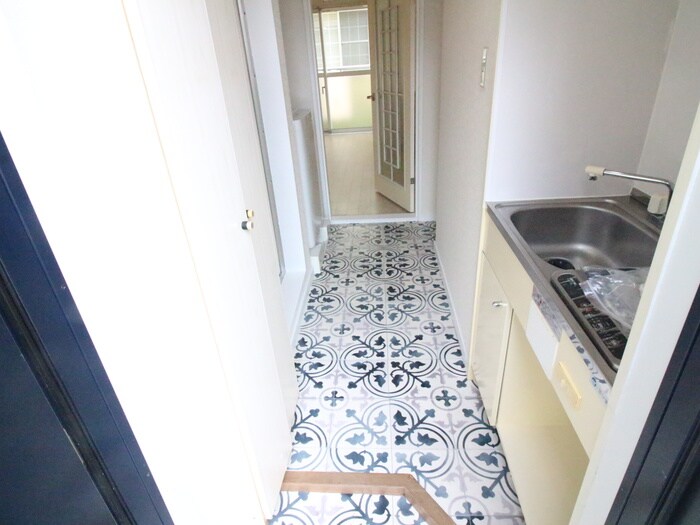 物件内観写真15　(玄関)