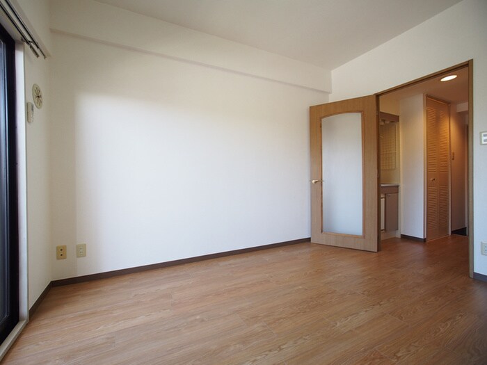 物件内観写真10　(居室)