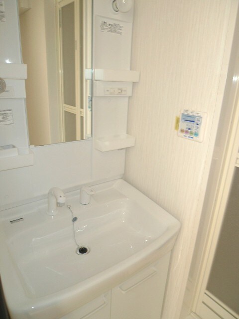 物件内観写真10　(洗面)