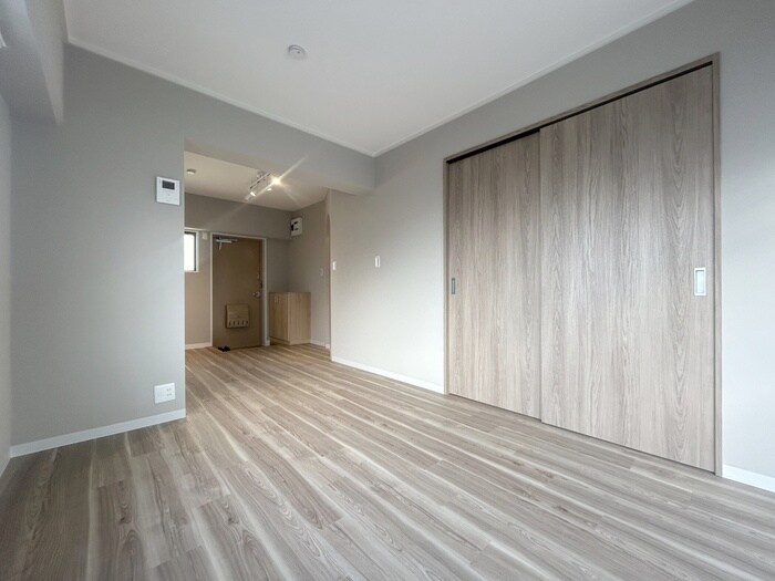 物件内観写真4　(居室)