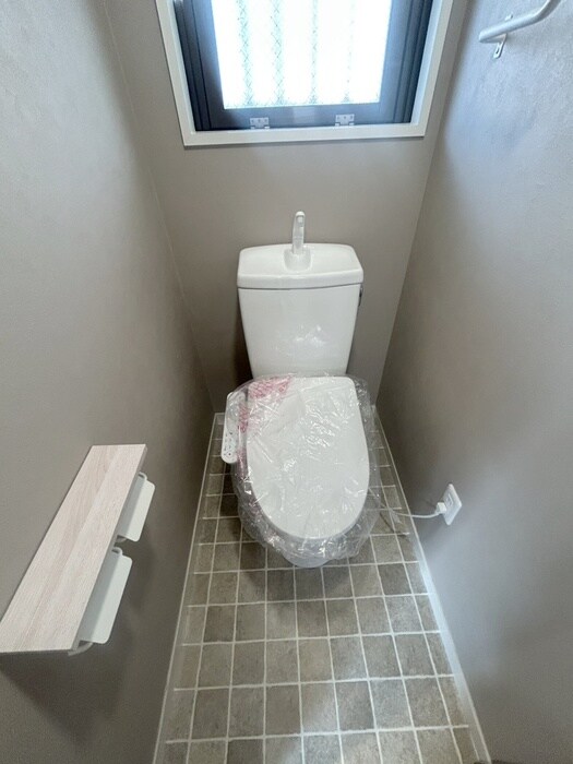 物件内観写真12　(トイレ)