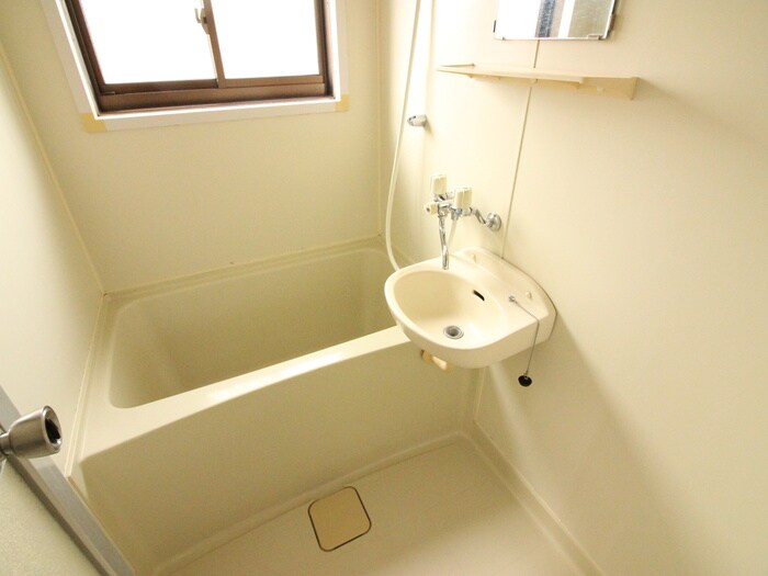 物件内観写真7　(バス／シャワールーム等)