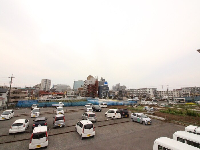 物件内観写真15　(室内からの展望)