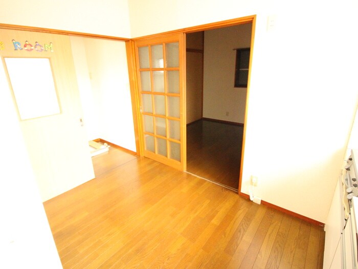 物件内観写真16　(居室)