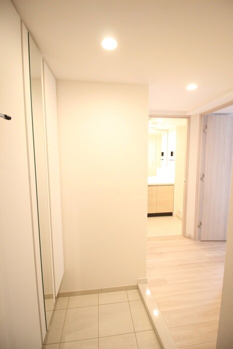 物件内観写真7　(廊下)