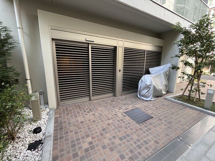 物件外観写真3　(駐輪場)