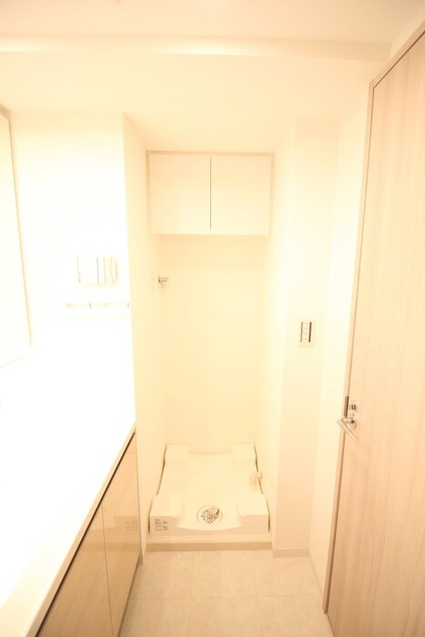 物件内観写真13　(洗濯機置場)