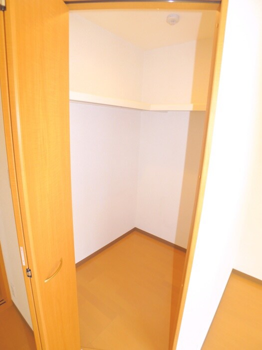 物件内観写真9　(収納)