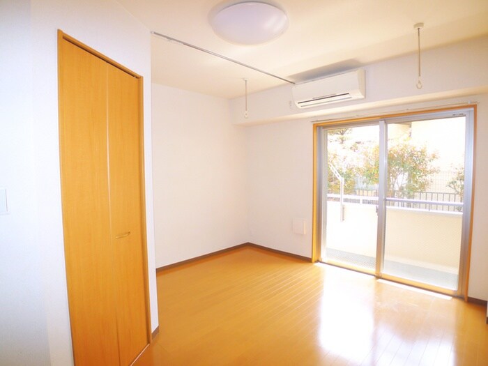 物件内観写真14　(居室)