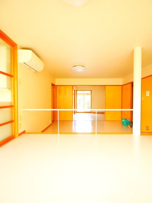 物件内観写真8　(居室)