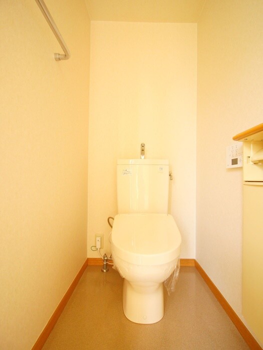 物件内観写真15　(トイレ)