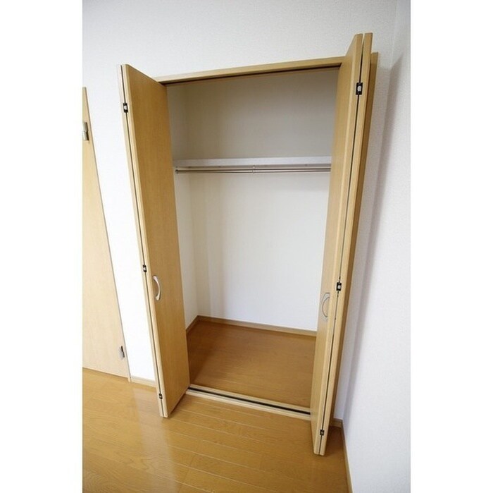 物件内観写真13　(収納)