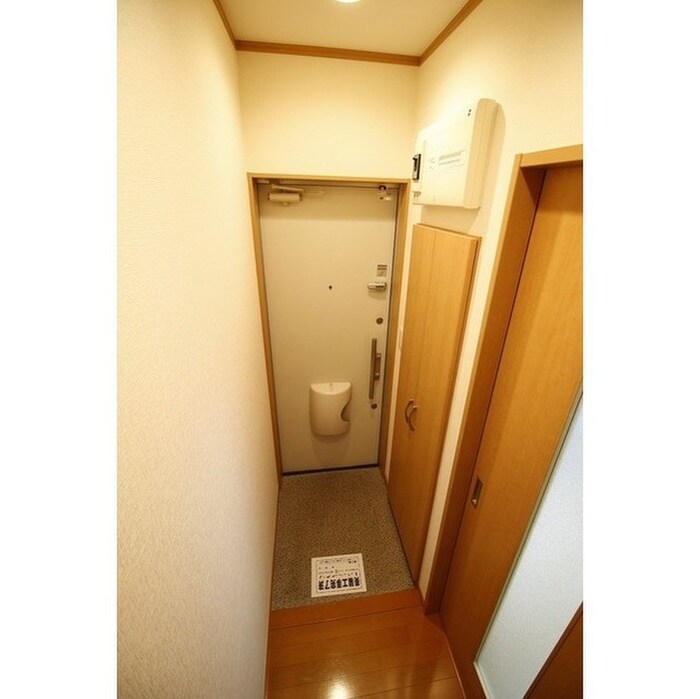 物件内観写真15　(靴箱)
