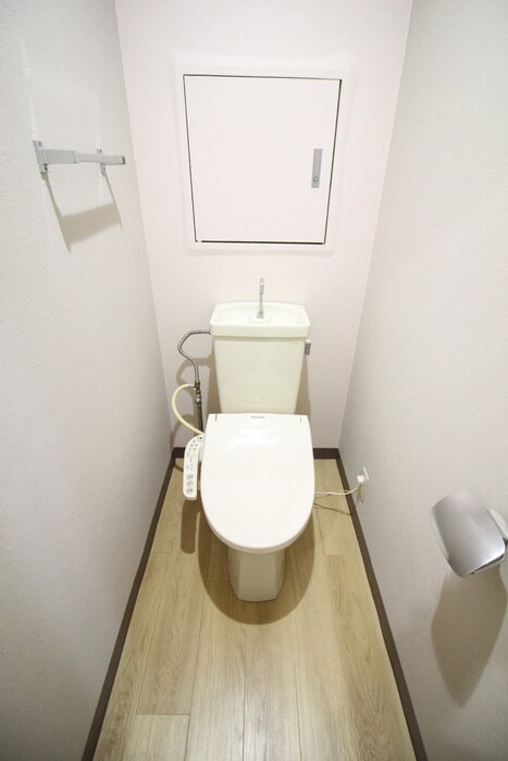 物件内観写真11　(トイレ)