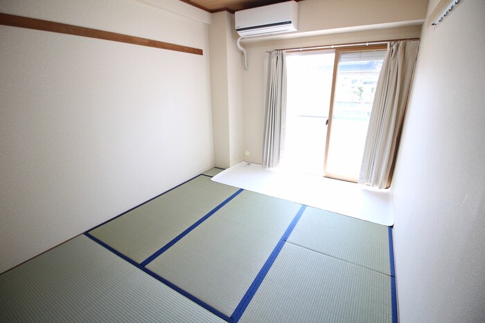 物件内観写真15　(居室)