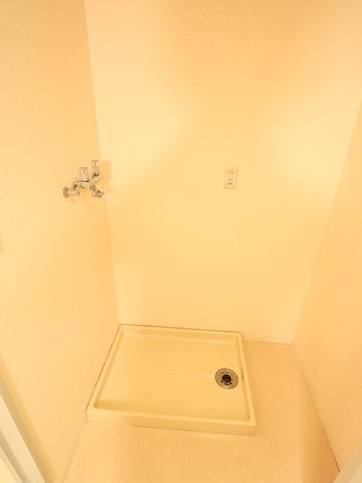 アクシス調布の洗濯機置場