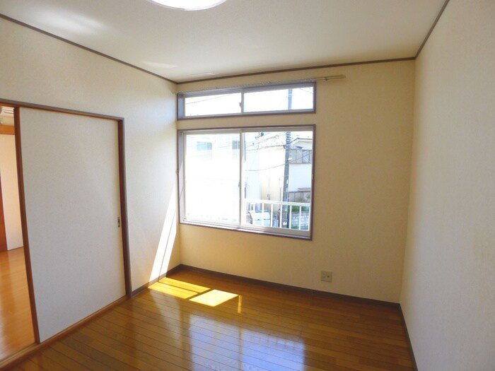 物件内観写真6　(居室)