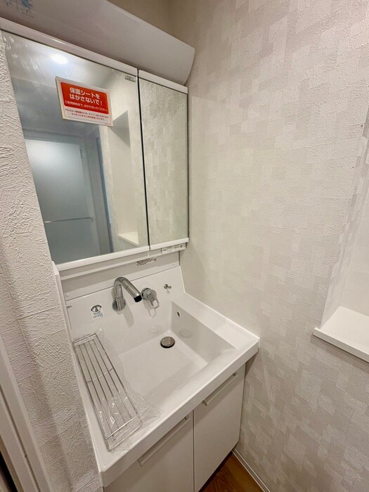 物件内観写真13　(洗面)