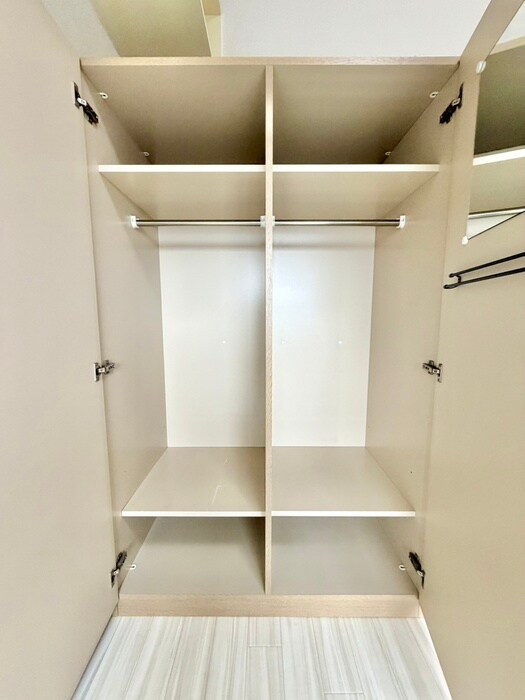 物件内観写真11　(収納)