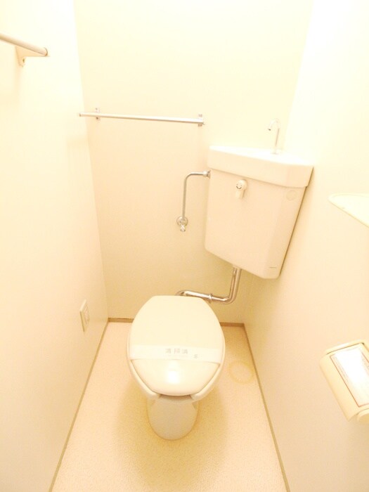 物件内観写真12　(トイレ)