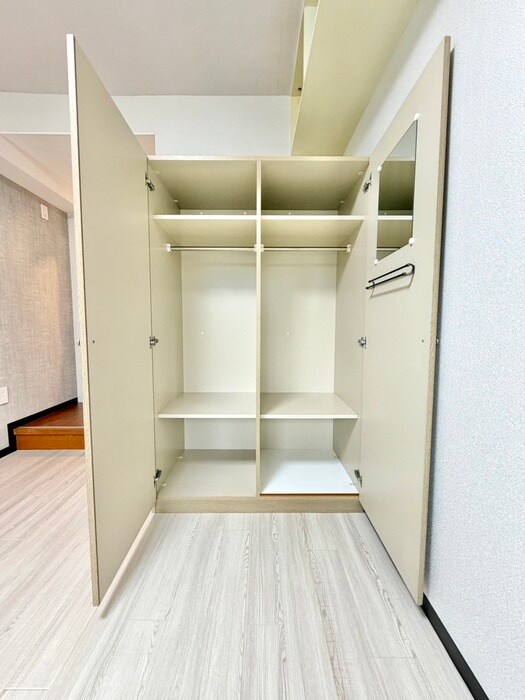 物件内観写真12　(収納)