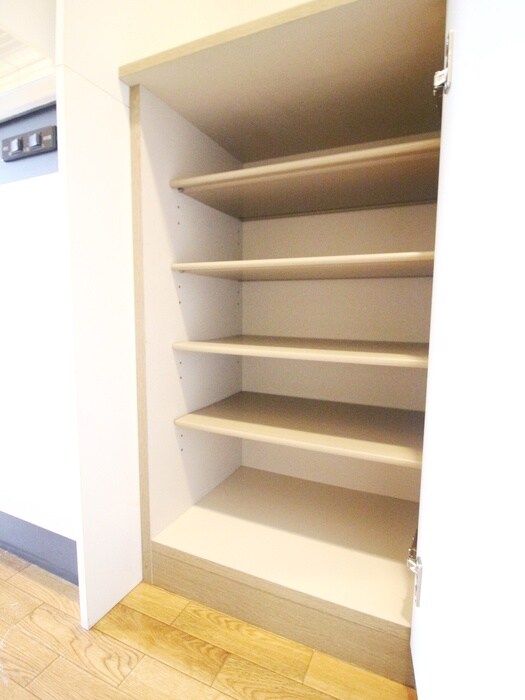 物件内観写真19　(靴箱)