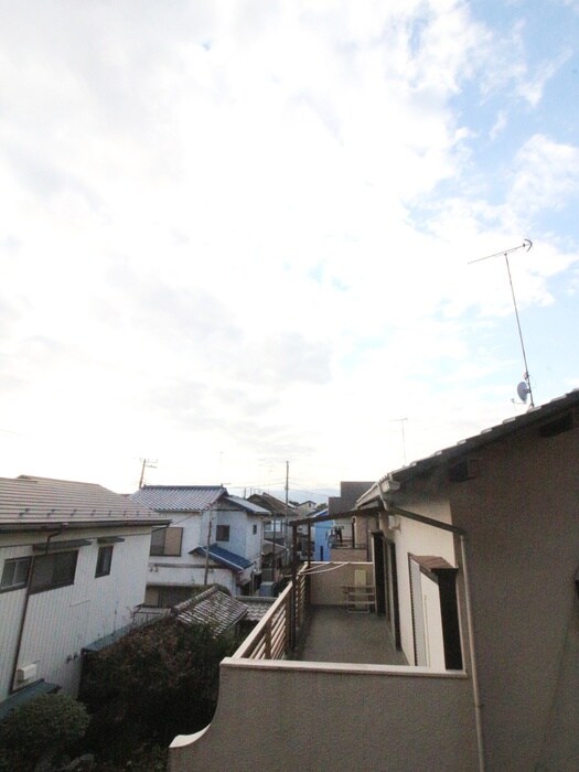 物件内観写真22　(室内からの展望)